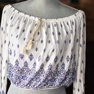 Off the shoulder crop tee